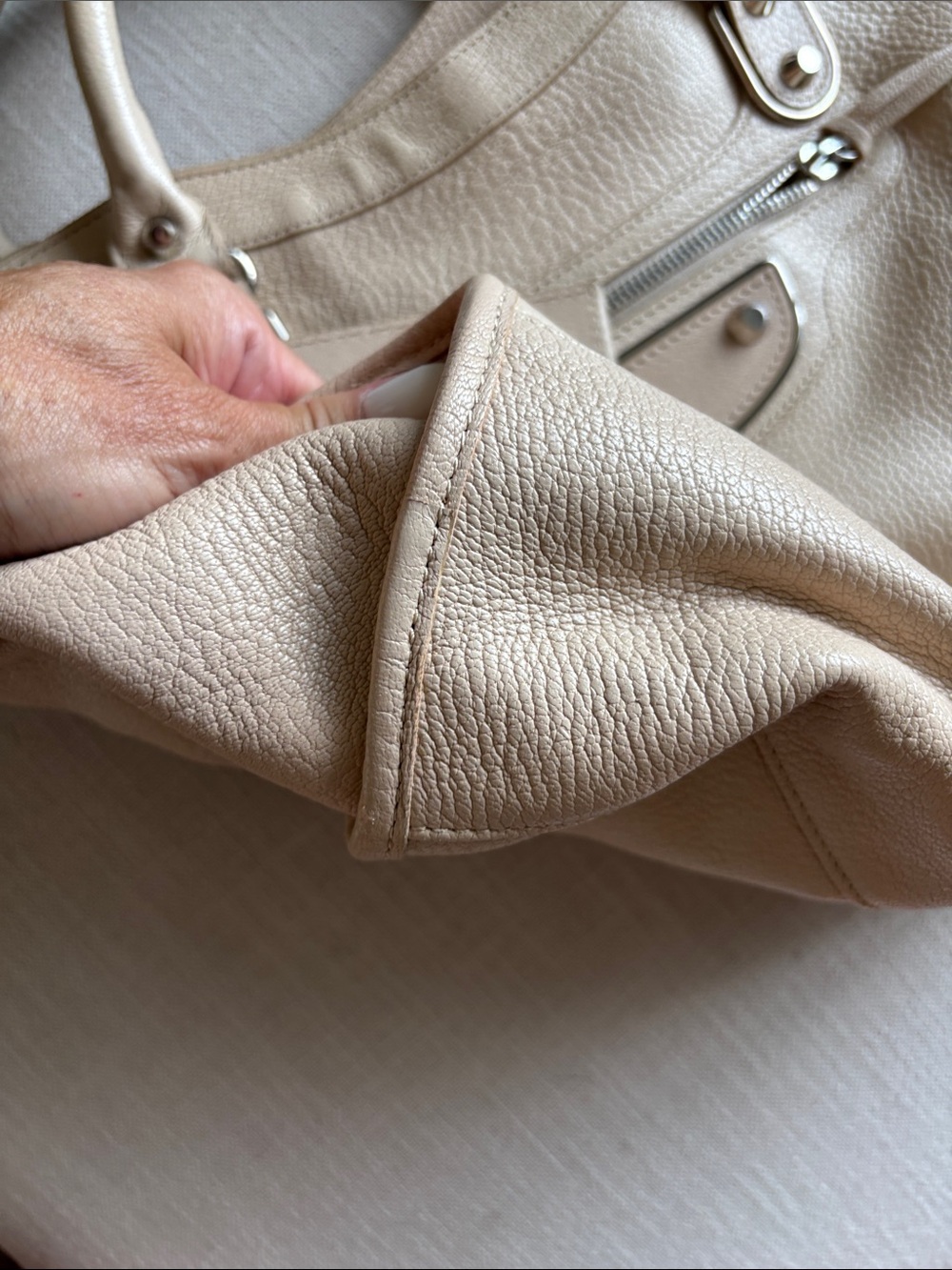 Balenciaga Handbag - Neutral Beige - Picture 4 of 10